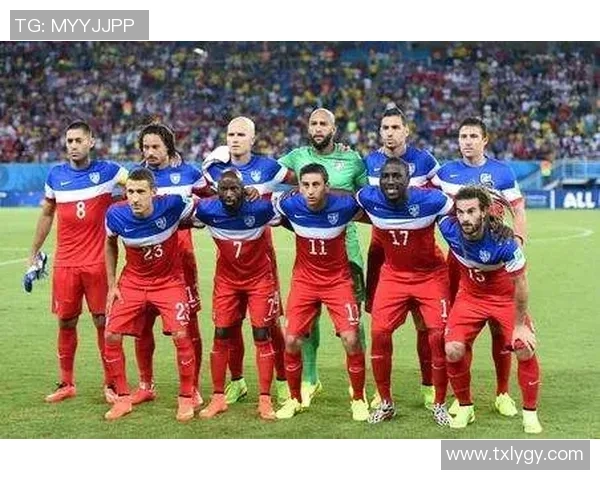 扫描足球明星二维码,快速关注球员动态与赛事信息,了解更多精彩内容! 扫描足球明星二维码,快速关注球员动态与赛事信息,了解更多精彩内容!