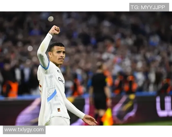 聚焦绿茵场巨星海外征途与跨国转会背后的荣耀与挑战