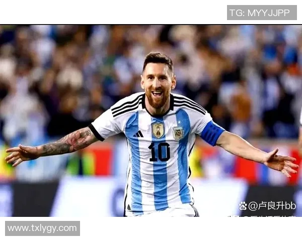 足球巨星精彩时刻集锦 看梅西C罗等传奇球员震撼表现