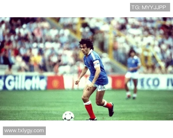 足球明星背后的i2号球衣传奇及其背后的故事